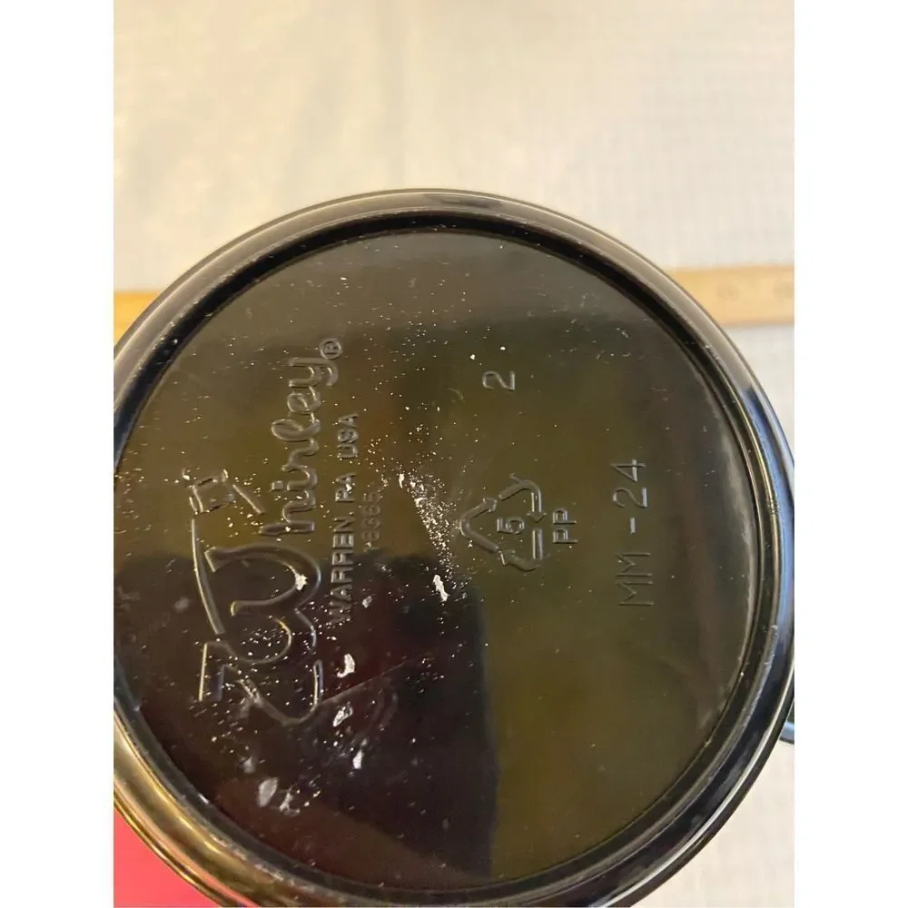 VS Victoria Secret Whirley mug lid‎ and bottle lot